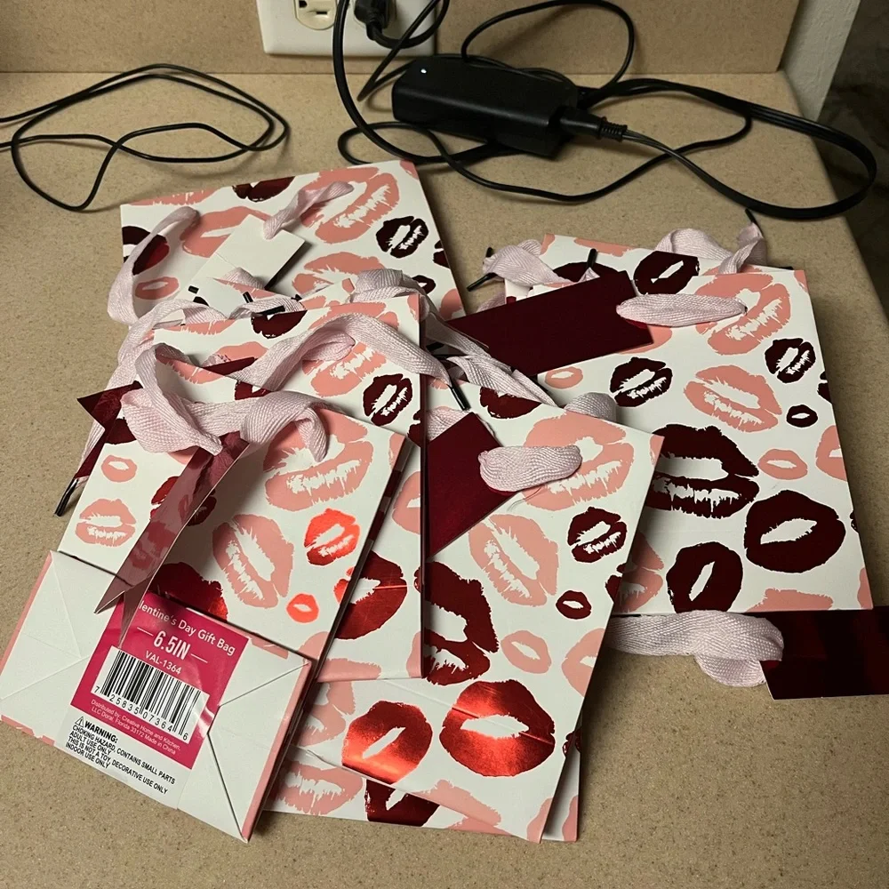 Valentine’s Day Pink & Red Kiss Lips Party Favor Gift Bag Bundle / Lot